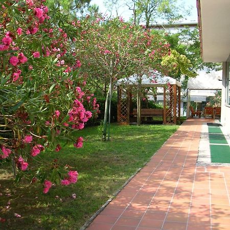 Hotel Eden لينانو سابيادورو المظهر الخارجي الصورة