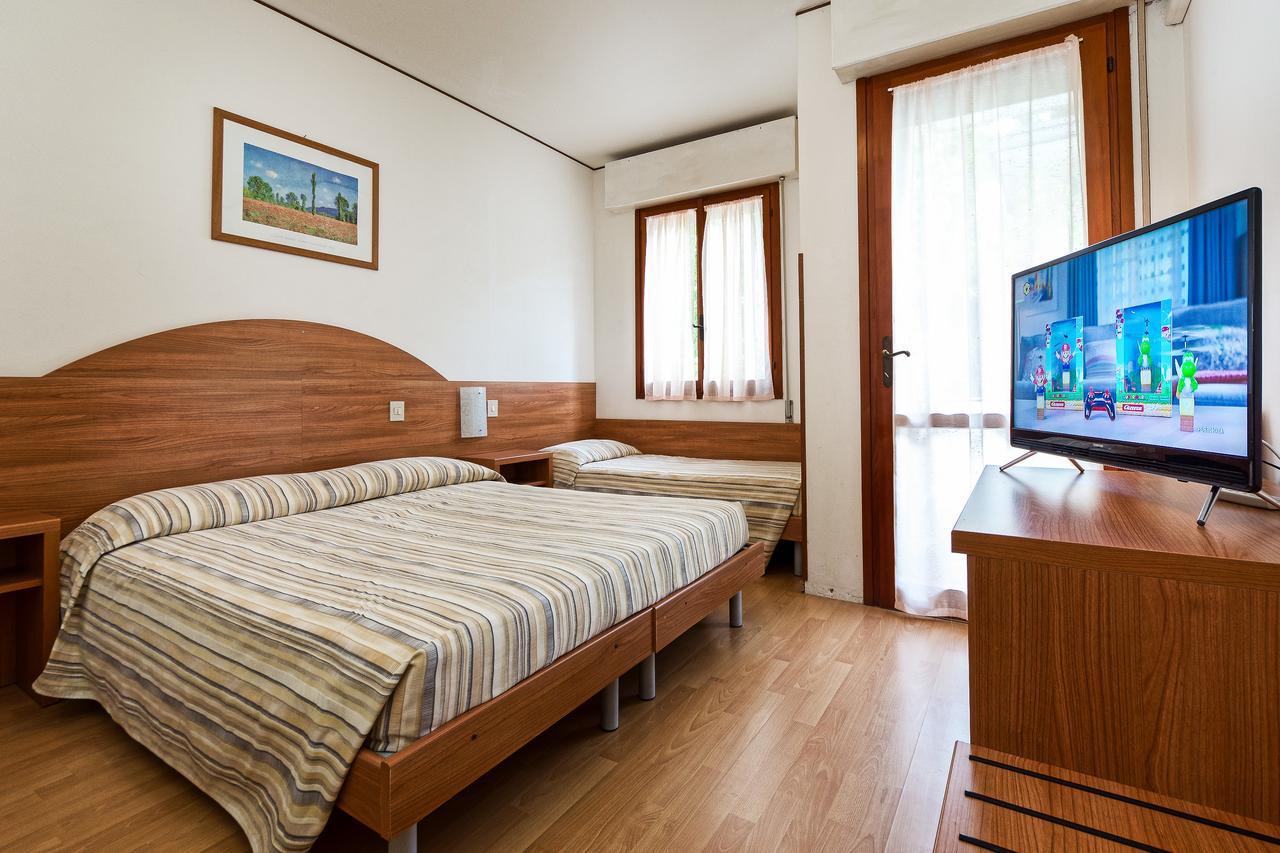Hotel Eden لينانو سابيادورو المظهر الخارجي الصورة